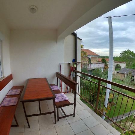 Kvajera Apartment Πόρετς Εξωτερικό φωτογραφία