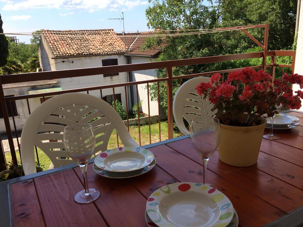 Kvajera Apartment Πόρετς Εξωτερικό φωτογραφία