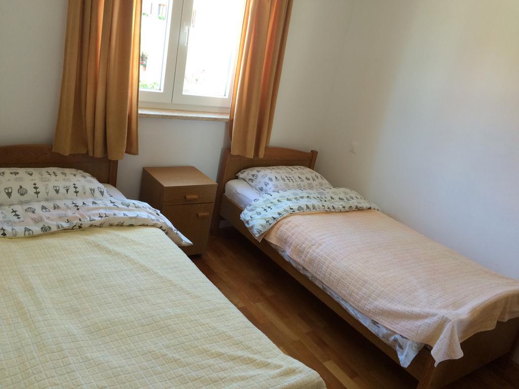 Kvajera Apartment Πόρετς Εξωτερικό φωτογραφία
