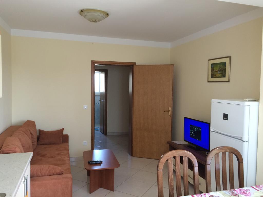 Kvajera Apartment Πόρετς Εξωτερικό φωτογραφία