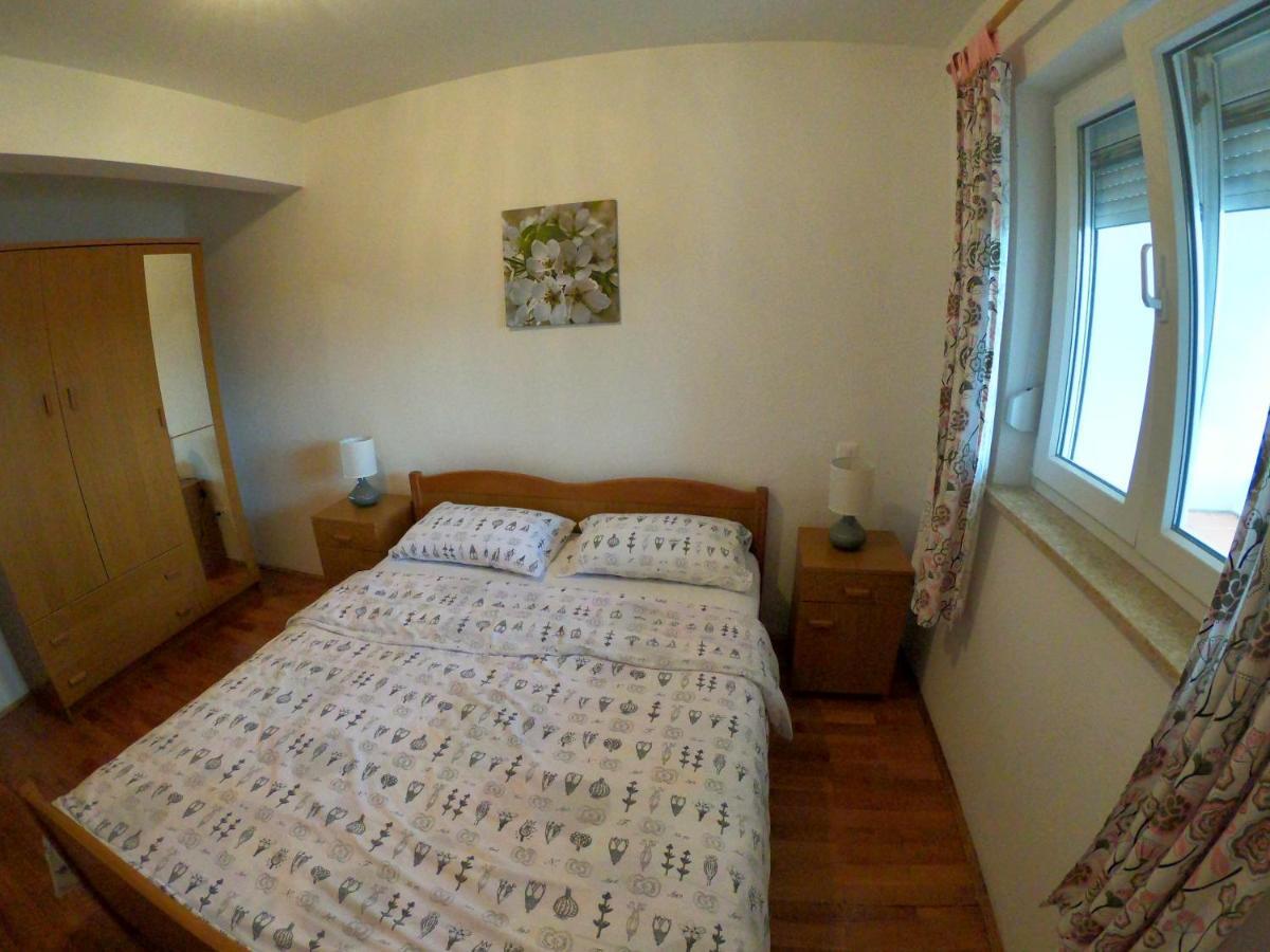 Kvajera Apartment Πόρετς Εξωτερικό φωτογραφία